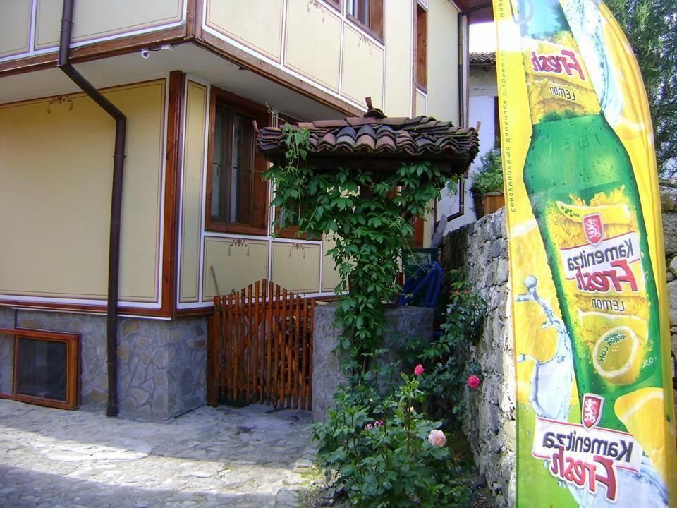 Guest House Todorini Kashti Koprivștița Exterior foto